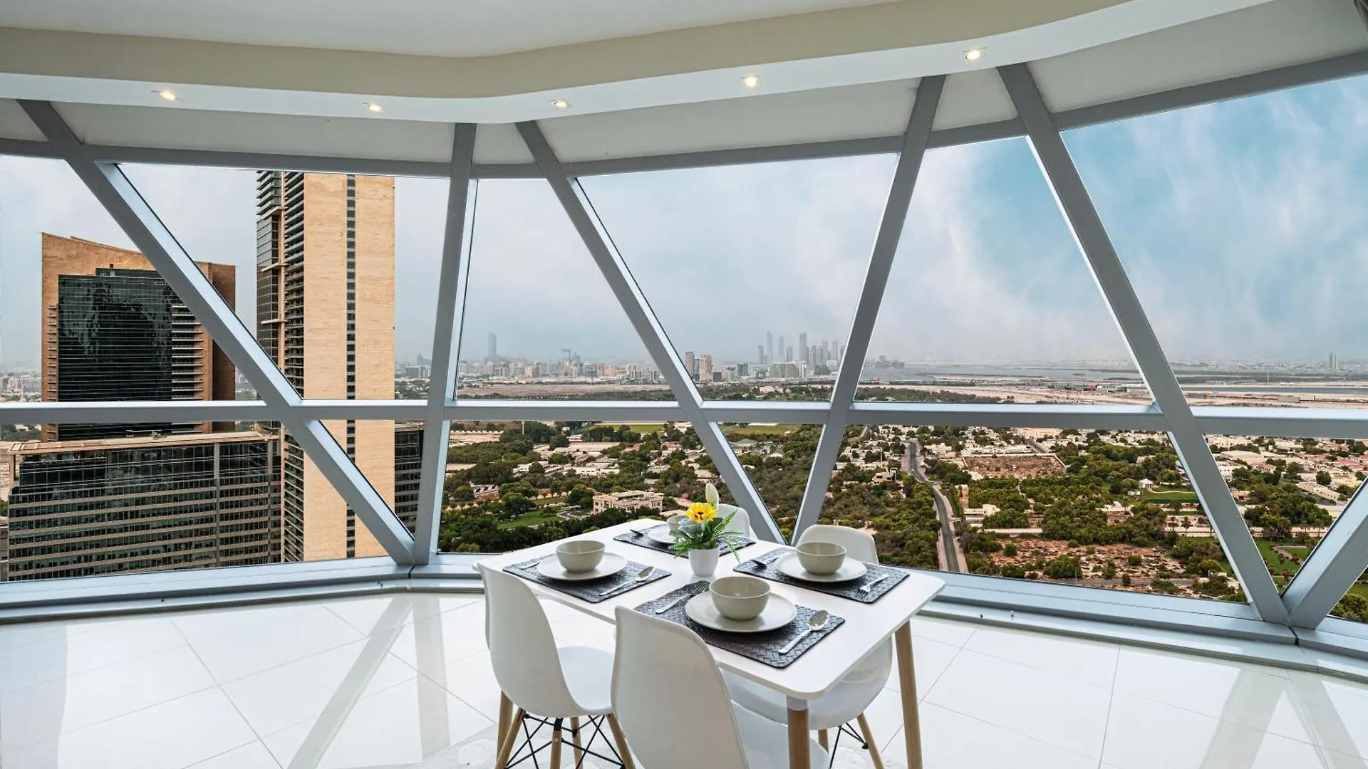 Difc Luxurious Spacious 1-Bed Apt In A Prime Location Dubai Apartment
